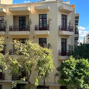 Aparthotel The Maroon Bottle Luxury